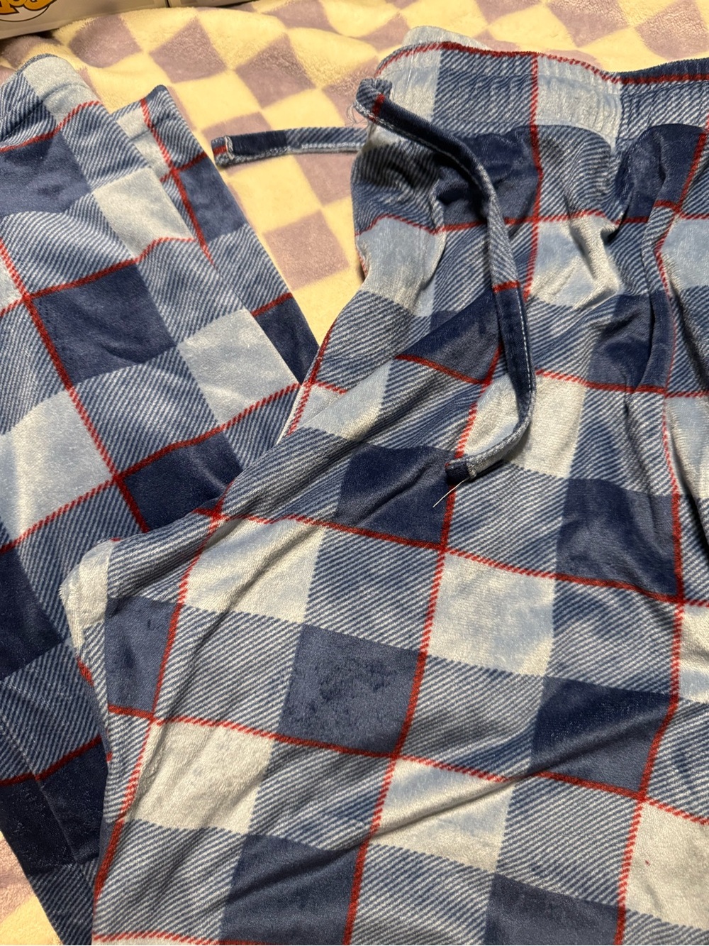 London Fog Navy, Light Blue & Red Plaid Sweatpants